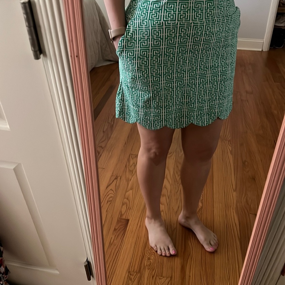 Katherine Way Skort Scalloped Large with pockets